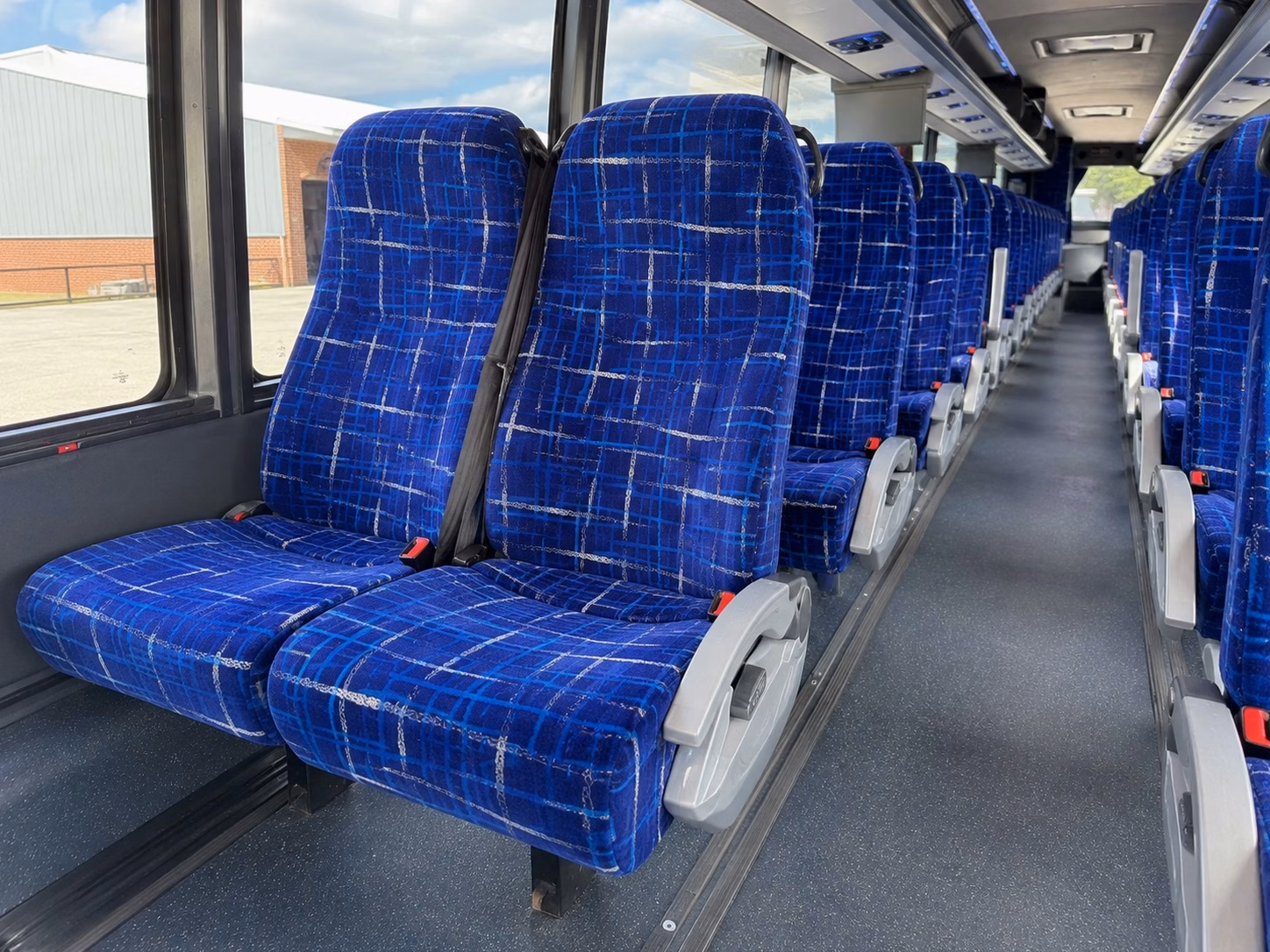guest shuttle service between union hotels and wedding venues