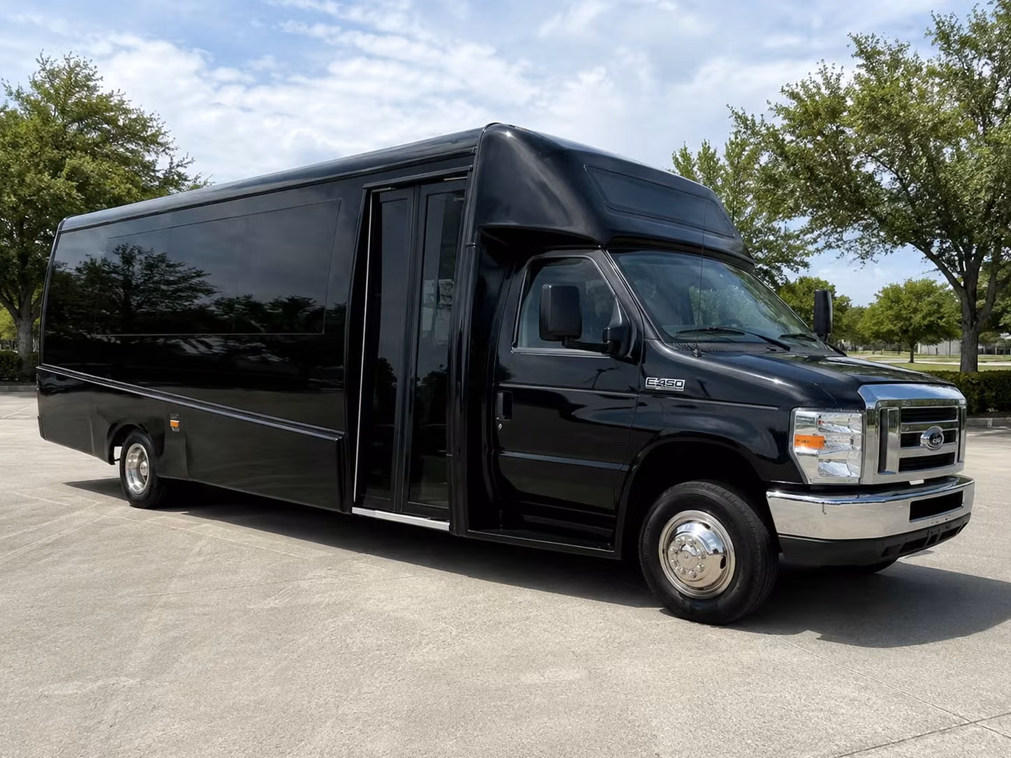 minibus rentals for smaller concert groups in union county