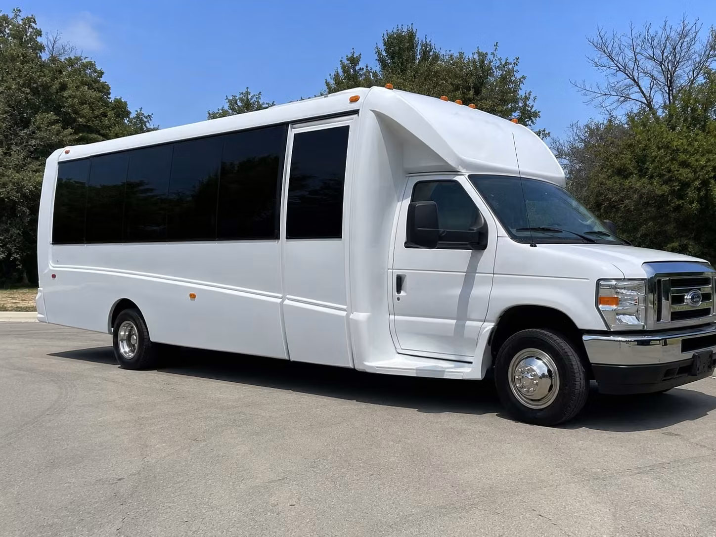 party bus rentals for bachelorette parties and nights out in union